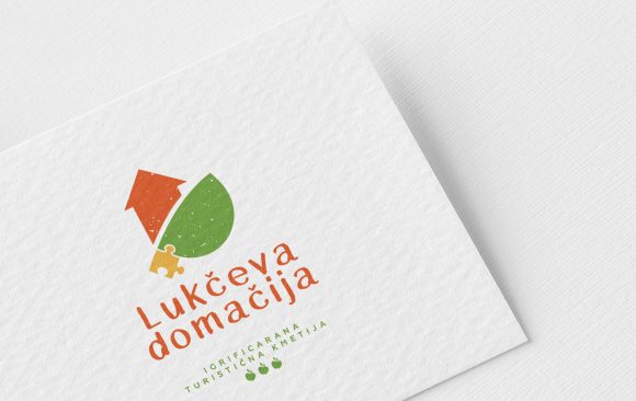 Lukčeva domačija